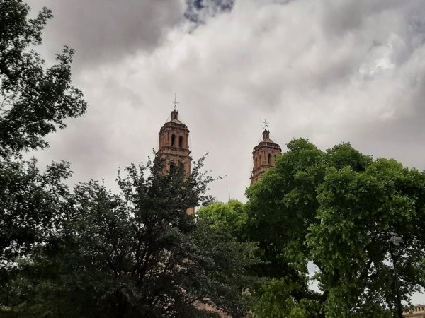 Sábado, con máxima de 25 grados centígrados y chubascos