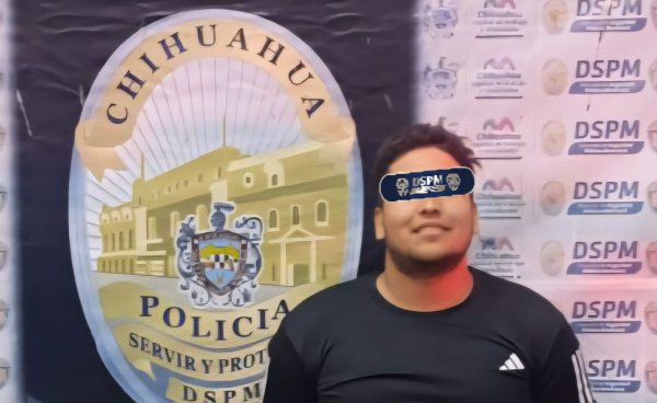 Municipales detienen a joven por probables delitos contra la salud
