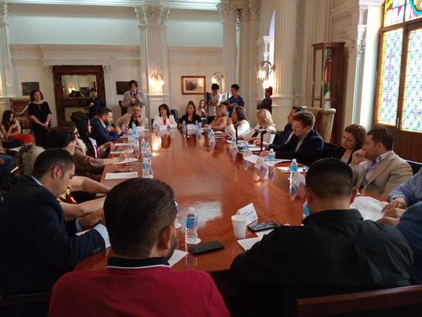 Cabildo: cancelan y vuelven autorizar solicitud de créditos en reunión extraordinaria