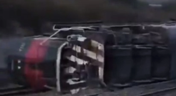 Descarrila tren que transportaba etanol y alcohol etílico en Hidalgo