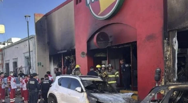 Gobierno de Sonora cancela festejos del Día de muertos tras incendio en tienda Waldo’s de Hermosillo