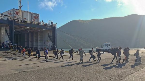 Hallan a 27 menores en barco del Golfo de California, investigan red de trata laboral