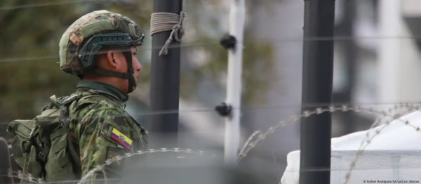 Hallan doce presos muertos en tres cárceles de Ecuador