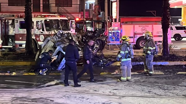 Cinco personas muertos, entre ellas tres calcinadas en accidente vial