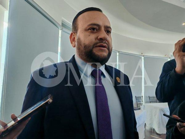 Arturo Medina pide a Sheinbaum poner los pies sobre la tierra, combatir la violencia y no justificarse con Calderón