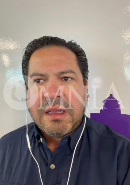 Movilización, certificación del ganado y estados afectados por el GB son parte de la decisión de mantener cerrada la frontera : Bustillos