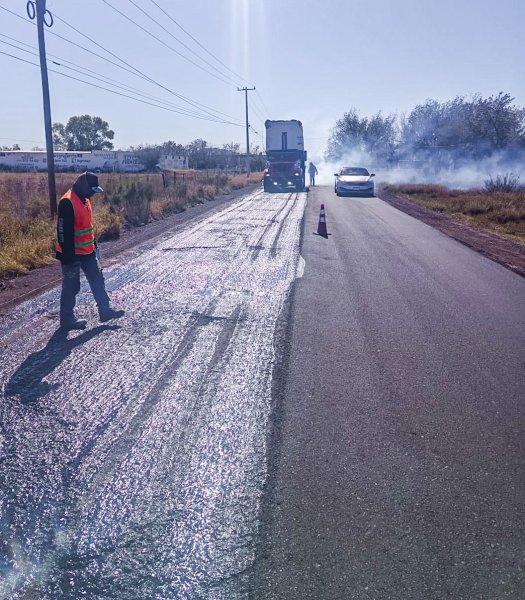 Rehabilita Gobierno del Estado carretera Meoqui-Julimes en beneficio de más de 50 mil personas