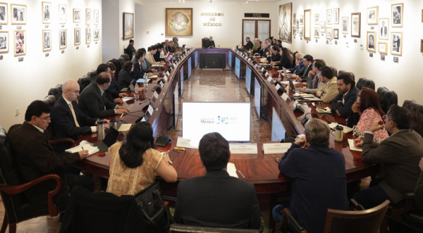 Sheinbaum se reúne con su gabinete para coordinar el 