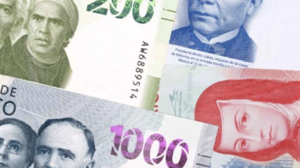 Peso mexicano se aprecia contra el dólar; espera anuncio del Banco de México