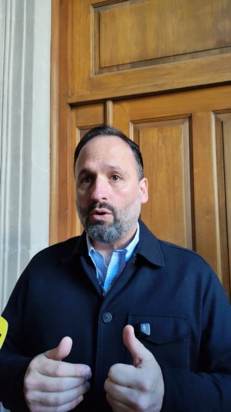 Llama De la Peña a respetar carril confinado del JuárezBus y Bowí