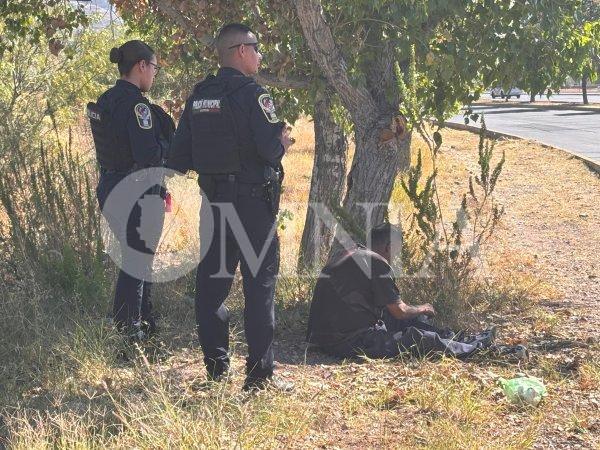 Hombre se desmaya junto al río Sacramento; fue auxiliado por policías municipales