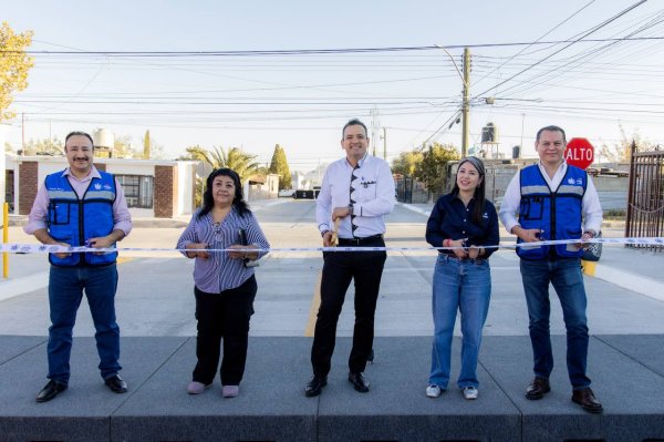 ¡A conducir a gusto! Inaugura Marco Bonilla pavimentación en cuatro calles de la colonia Revolución