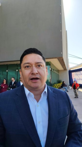 Mario Vázquez único Senador que defiende a Chihuahua; la otra ligada al narco y anda en campaña: Alfredo Chávez