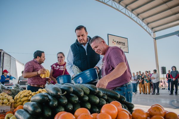 Ciudadanos reconocen programa “Mercadito en tu colonia”, como una de las mejores acciones del Gobierno de Camargo