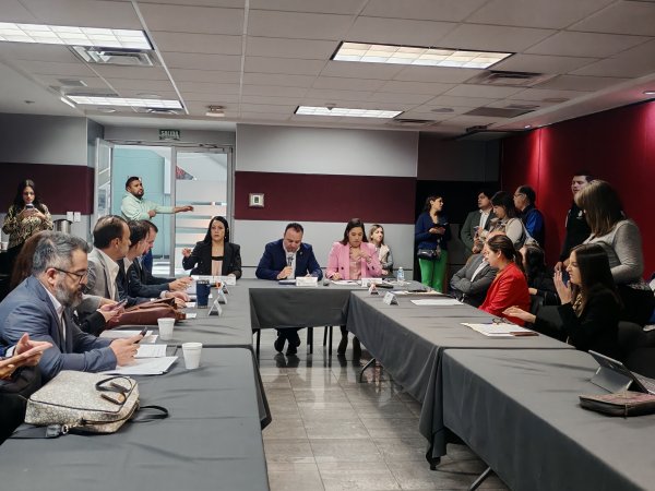 Instalan comisiones para instaurar, a propuesta de Morena, la licencia por paternidad de 20 días en Chihuahua