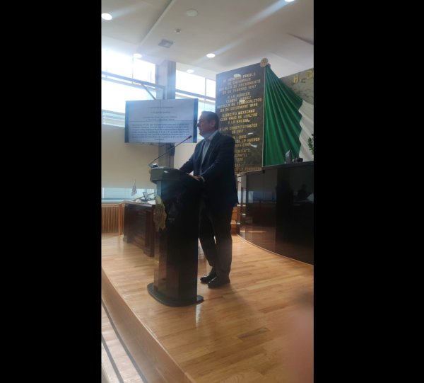 Carlos Olson vota en contra de venta de terreno a Enalte, le acusa de incumplimientos