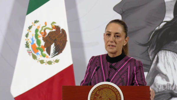 Sheinbaum defiende colocación de vallas en Palacio Nacional por la CNTE y marcha de Generación Z