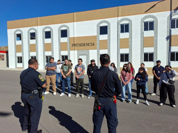 Conocen jóvenes labor de la Policía Municipal con programa “Cadete por un Día”