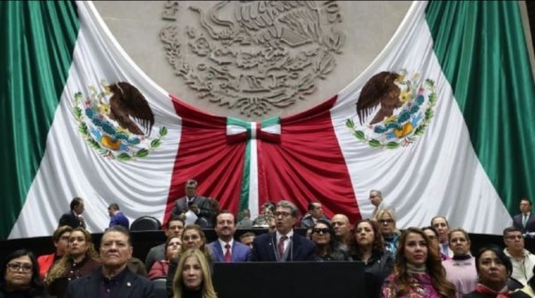 Diputados aprueban una reforma que prohíbe los cobros por cancelación de tarjetas