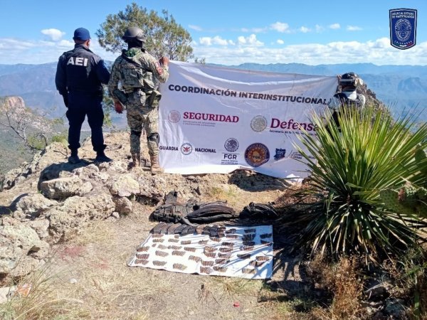 Destruye Célula BOII campamento y aseguran cartuchos y equipo táctico en Moris
