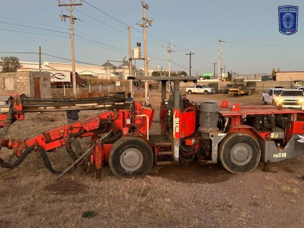Recupera FGE Occidente durante cateo, maquinaria para perforaciones