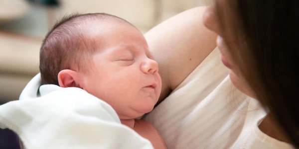 Impulsan iniciativa para ampliar las semanas de recuperación de las madres trabajadoras en periodo de posparto