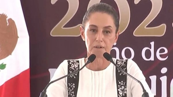 “Hay tanta aprobación que somos invencibles”, dice Sheinbaum tras las protestas en el Zócalo