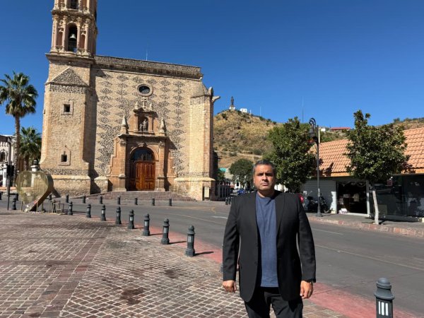 Alfredo “El Caballo” Lozoya urge a los 3 niveles de gobierno a recuperar la paz en Parral