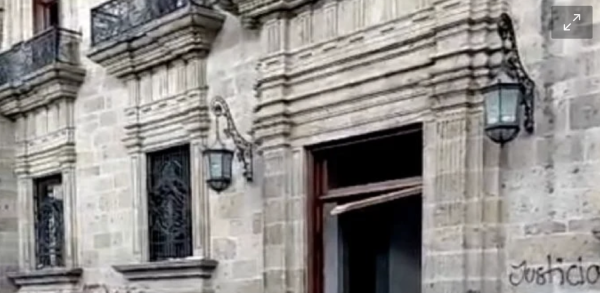 Rechazan actuación tardía ante destrozos en Palacio de Gobierno de Jalisco