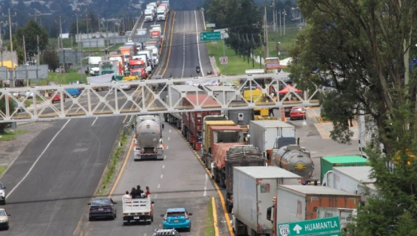 Transportistas anuncian manifestación nacional el 24 de noviembre junto con agricultores