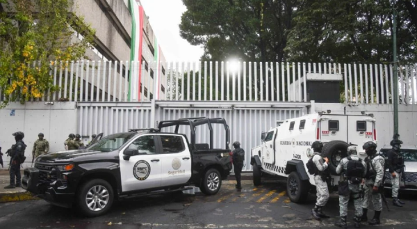 Citan en la FGR al exesposo de la gobernadora de Baja California