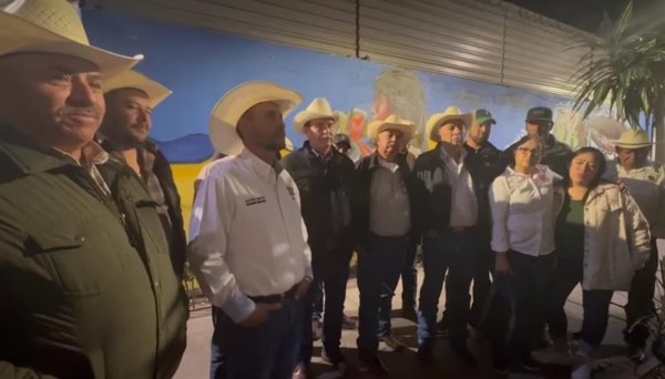 Tras no llegar a acuerdos, campesinos y transportistas continuarán con bloqueos carreteros