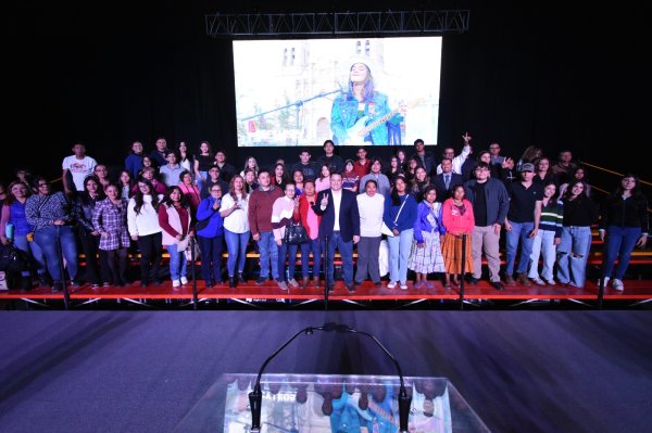 Aquí no entregaremos nuestro estado”: Alfredo Chávez