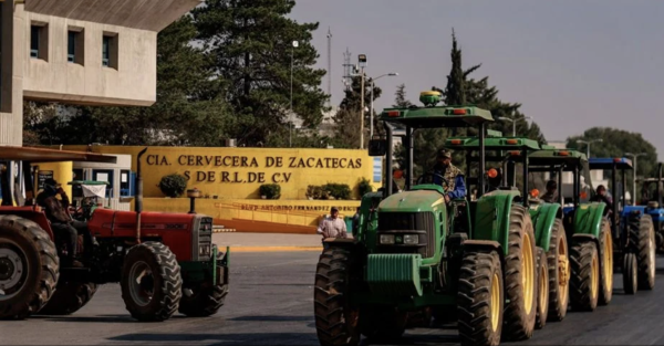 Transportistas anuncian el retiro del 90% de los bloqueos carreteros
