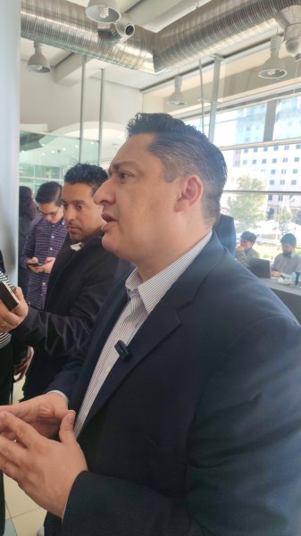 Jubilan con embajada a Gertz Manero que no pudo con la corrupción y el narcogobierno: Alfredo Chávez