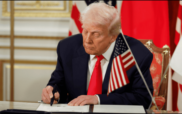 Trump bromea con cómo 