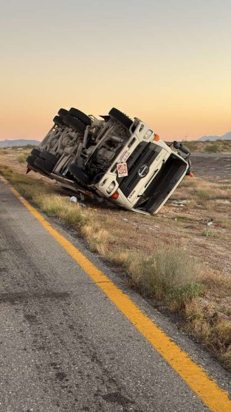 Exhorta Protección Civil a transitar con precaución en carretera Chihuahua–Juárez por volcadura de pipa
