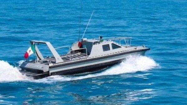 Hallan embarcación en Sinaloa con 27 menores de edad; viajaban desde Chiapas