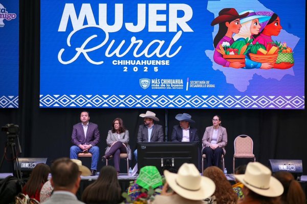 Valenciano participa en la conmemoración estatal del Día Internacional de las Mujeres Rurales