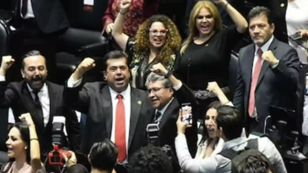 Morena aprueba reducir penas a funcionarios que cometan extorsión: indignación y alarma en todo el país