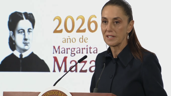 Precio de la gasolina seguirá por debajo de 24 pesos en México: Sheinbaum garantiza estabilidad