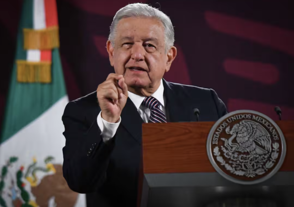 AMLO obligaría a morenistas a donar dinero a Cuba, revela periodista