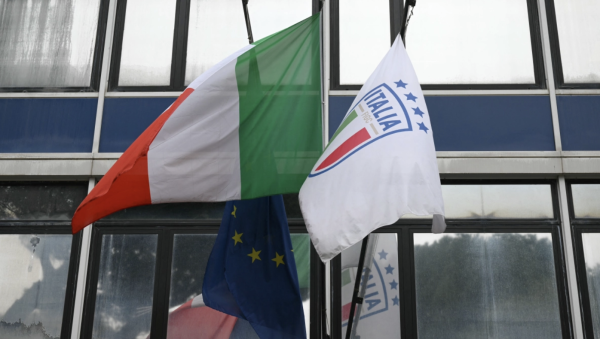 Presidente de la Federación Italiana de Futbol renuncia tras fracaso en clasificación mundialista