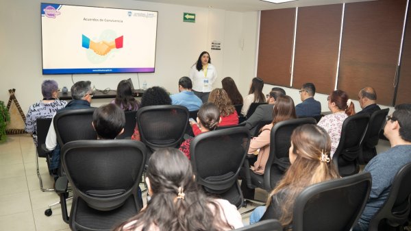 Capacita ICHMujeres a más de 700 servidores públicos en sus Jornadas de Sensibilización 8M