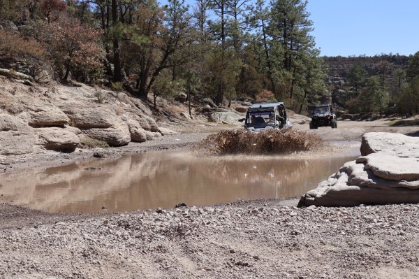 Mantiene Policía Municipal vigilancia en atractivos turísticos para seguridad de familias