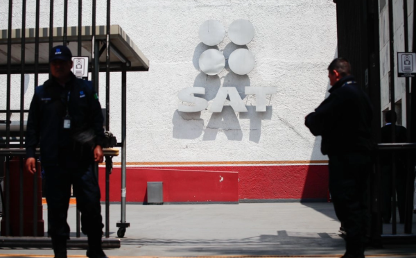 SAT alerta sobre ola de noticias fiscales falsas que generan confusión y riesgo de fraude