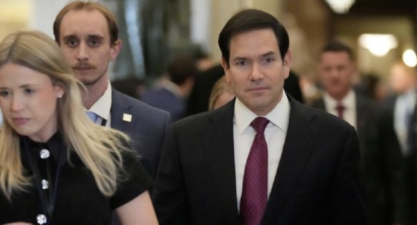 EU revoca visados de varios ciudadanos iraníes vinculados al gobierno de Teherán