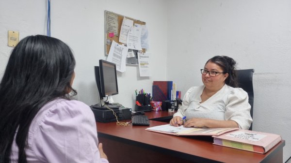 Complementa Departamento de Trabajo Social labor de agentes con población vulnerable