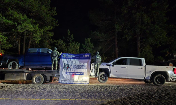 Operativo en Urique permite aseguramiento de vehículos robados, armamento y equipo táctico