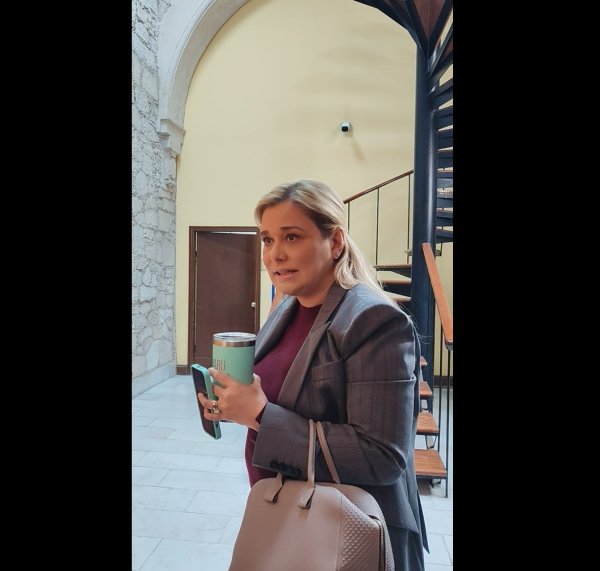 Noroña se quiere limpiar con otros, en la 4T se dicen austeros y hacen lo contrario: Maru Campos